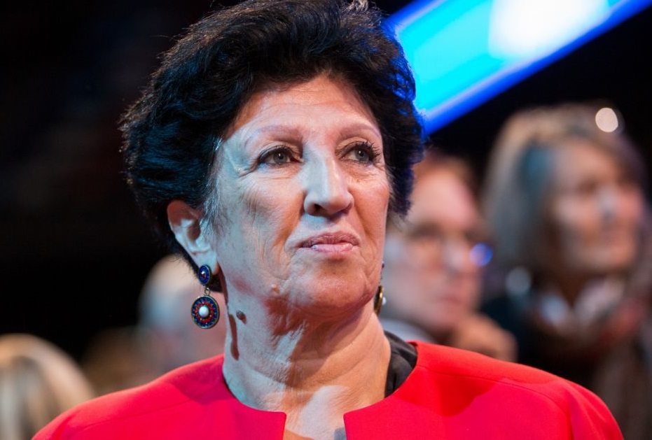 Mother: Françoise Macron