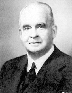 Father: Harry Yates