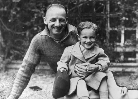 Son: John Russell Bradsen