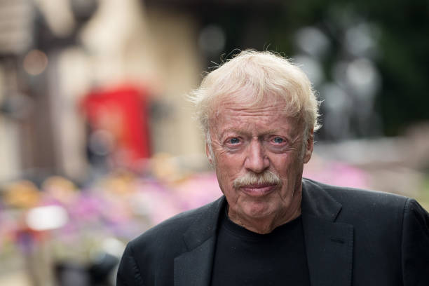 Gallery of Phil Knight
