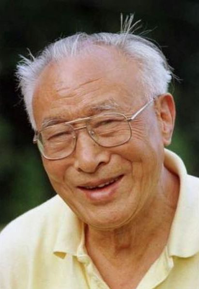 Brother: Thubten Jigme Norbu 
