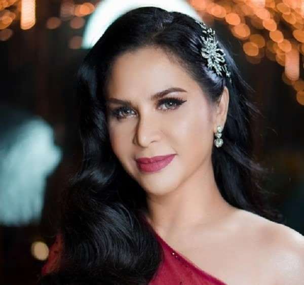 Spouse: Jinkee Pacquiao