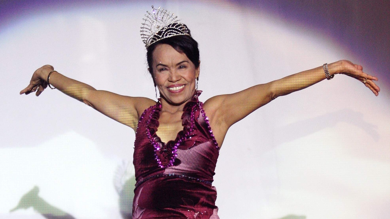 Mother:  Dionesia Dapidran-Pacquiao