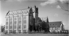 Education period of Eric Kierans in Loyola College