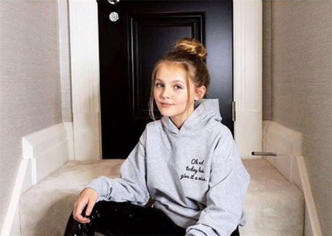 Daughter: Lexie Curran