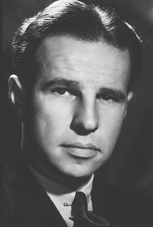 Gallery of Hume Cronyn, Jr.