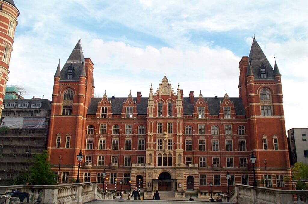 Education period of Hugh McColl in University of London