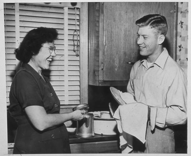 Mother: Lovell Mantle