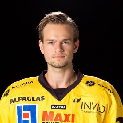 Son: Adam Lidstrom