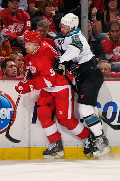 Gallery of Nicklas Lidstrom
