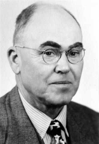 Father: Harold Sewell