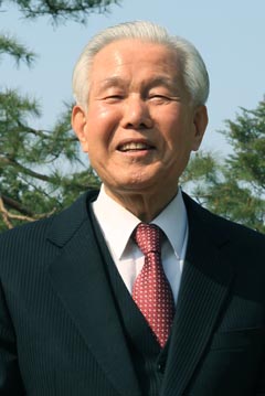 Son: Rhee-In-soo