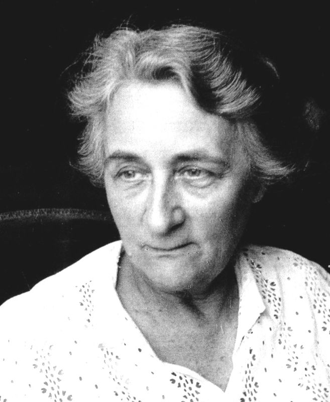 Mother: Henriette Binger Barthes