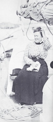 Wife: Henrietta Miller Elliott