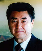 Yoshikazu Shirakawa