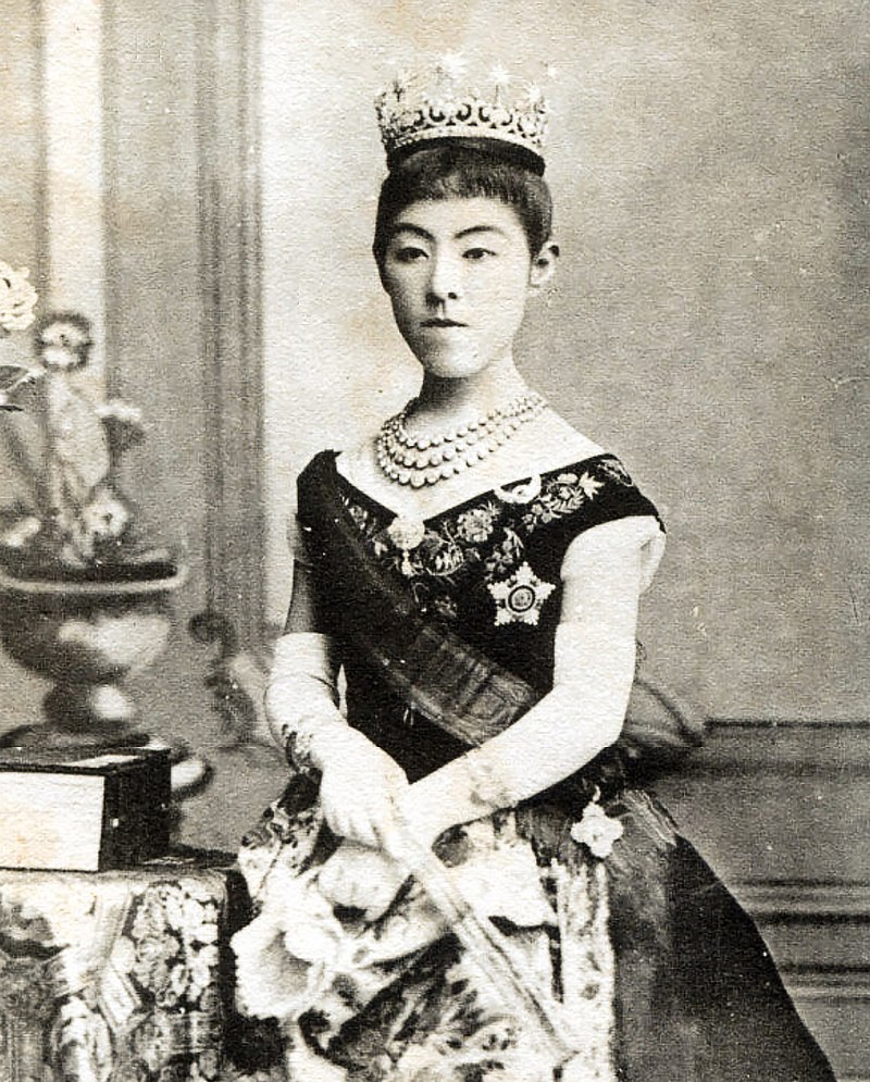 Wife: Masako Ichijō