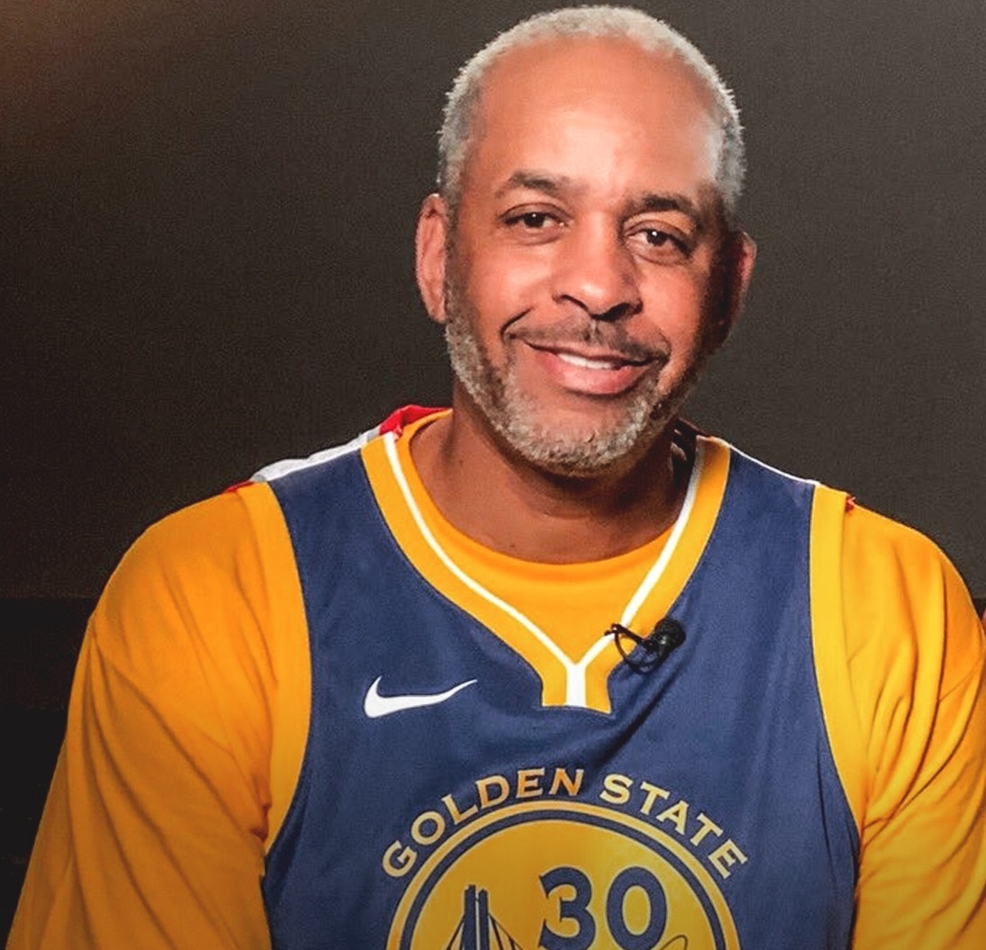 Father: Dell Curry