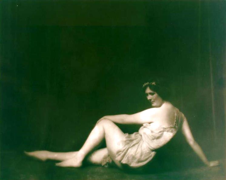 Gallery of Isadora Duncan