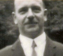 Father: Otto Lagerfeldt 