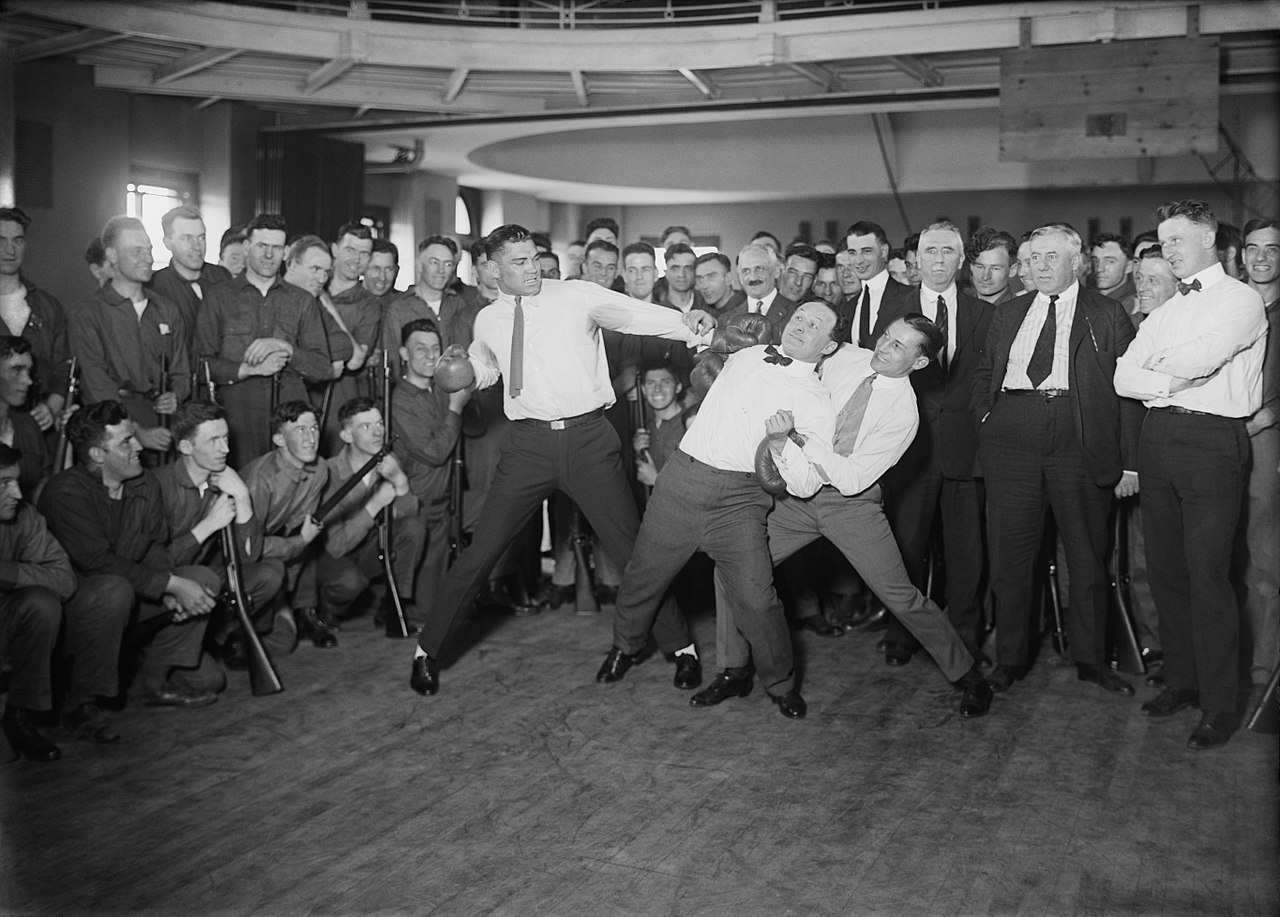 Gallery of Harry Houdini
