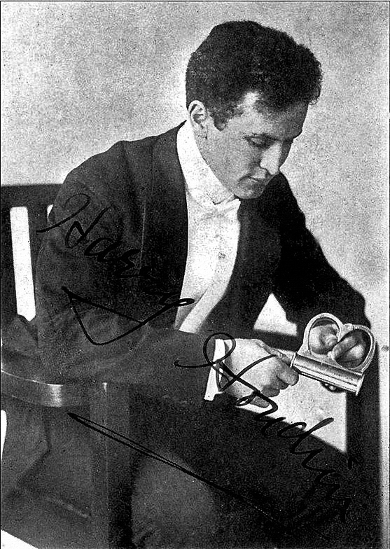 Gallery of Harry Houdini