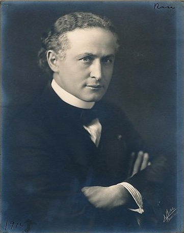 Gallery of Harry Houdini