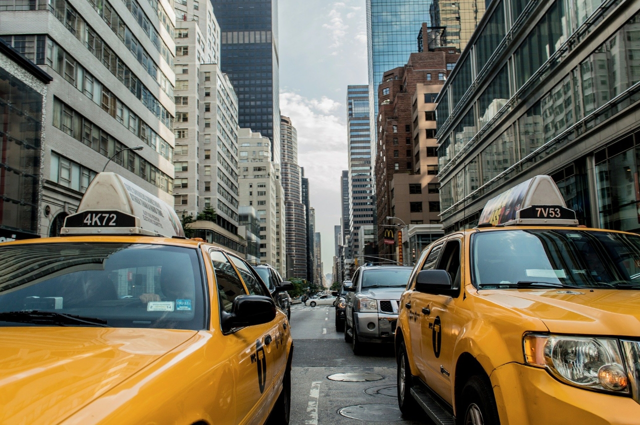 Alex Maybery Alex Mayberry (born February 8, 1992), American educator, Photographer ...