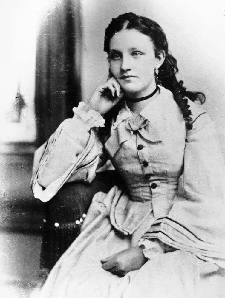 late spouse: Mary Stilwell 