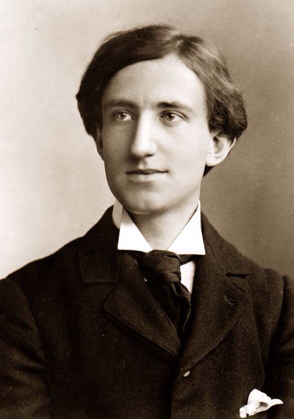 Son: Thomas Alva Edison Jr.  