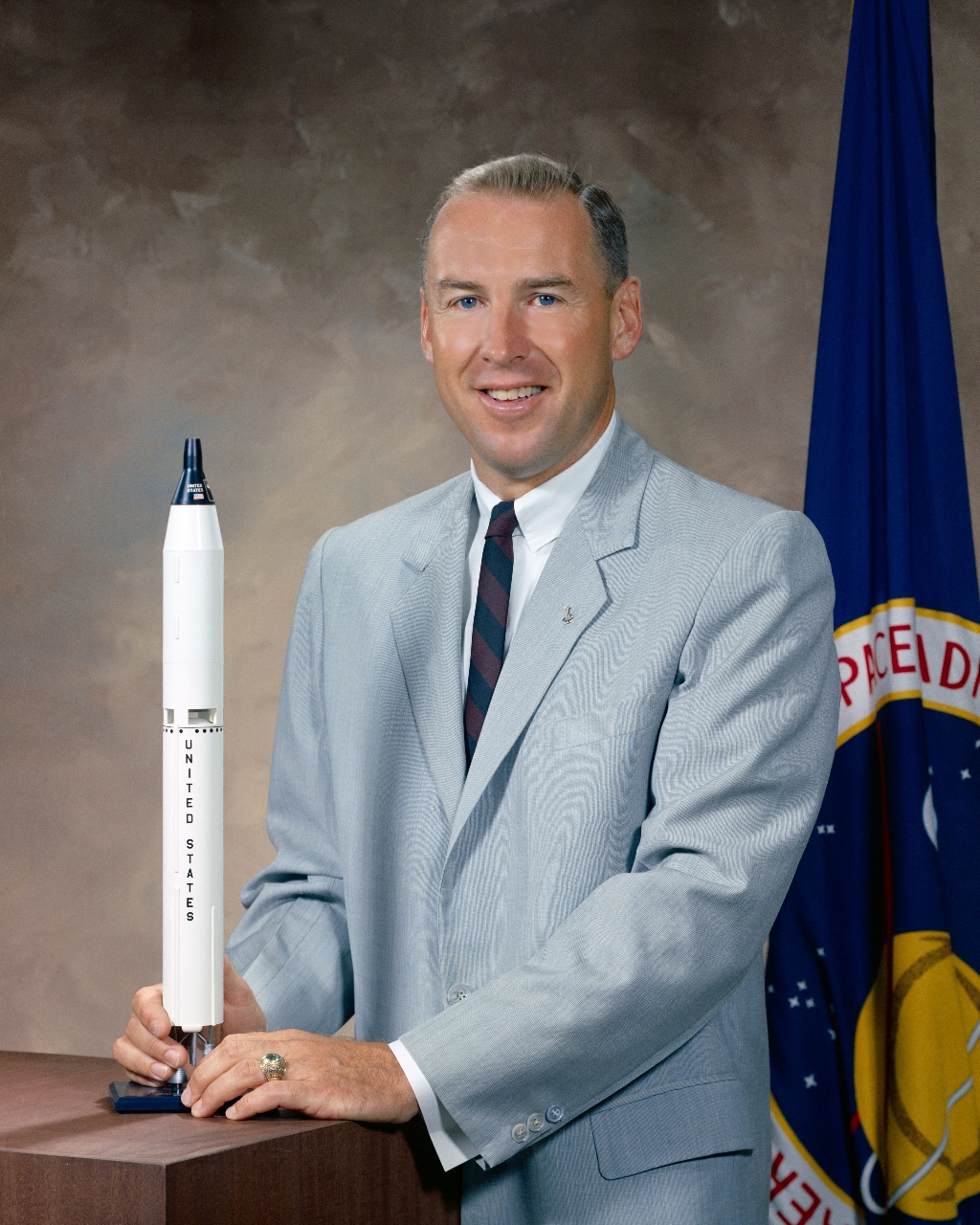colleague: Jim Lovell