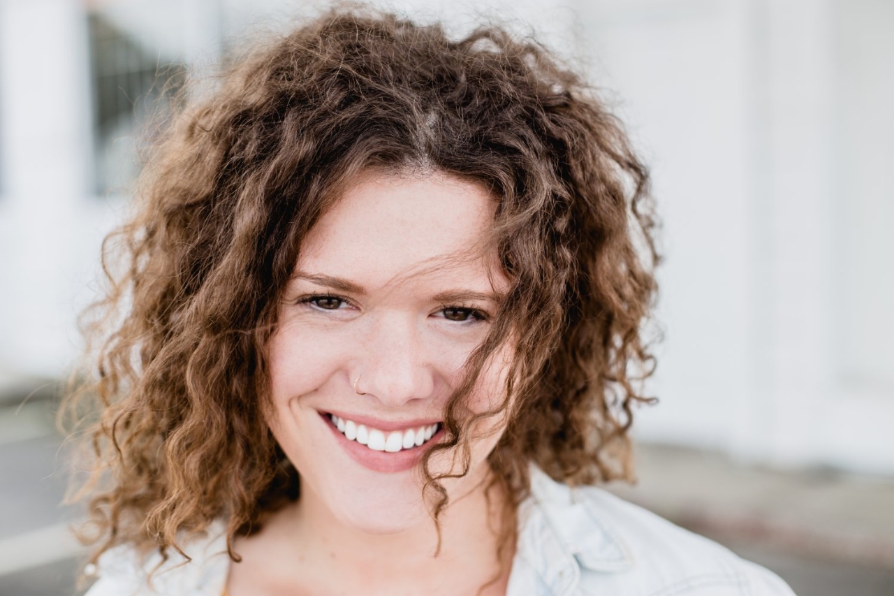 colleague: Mae Middleton
