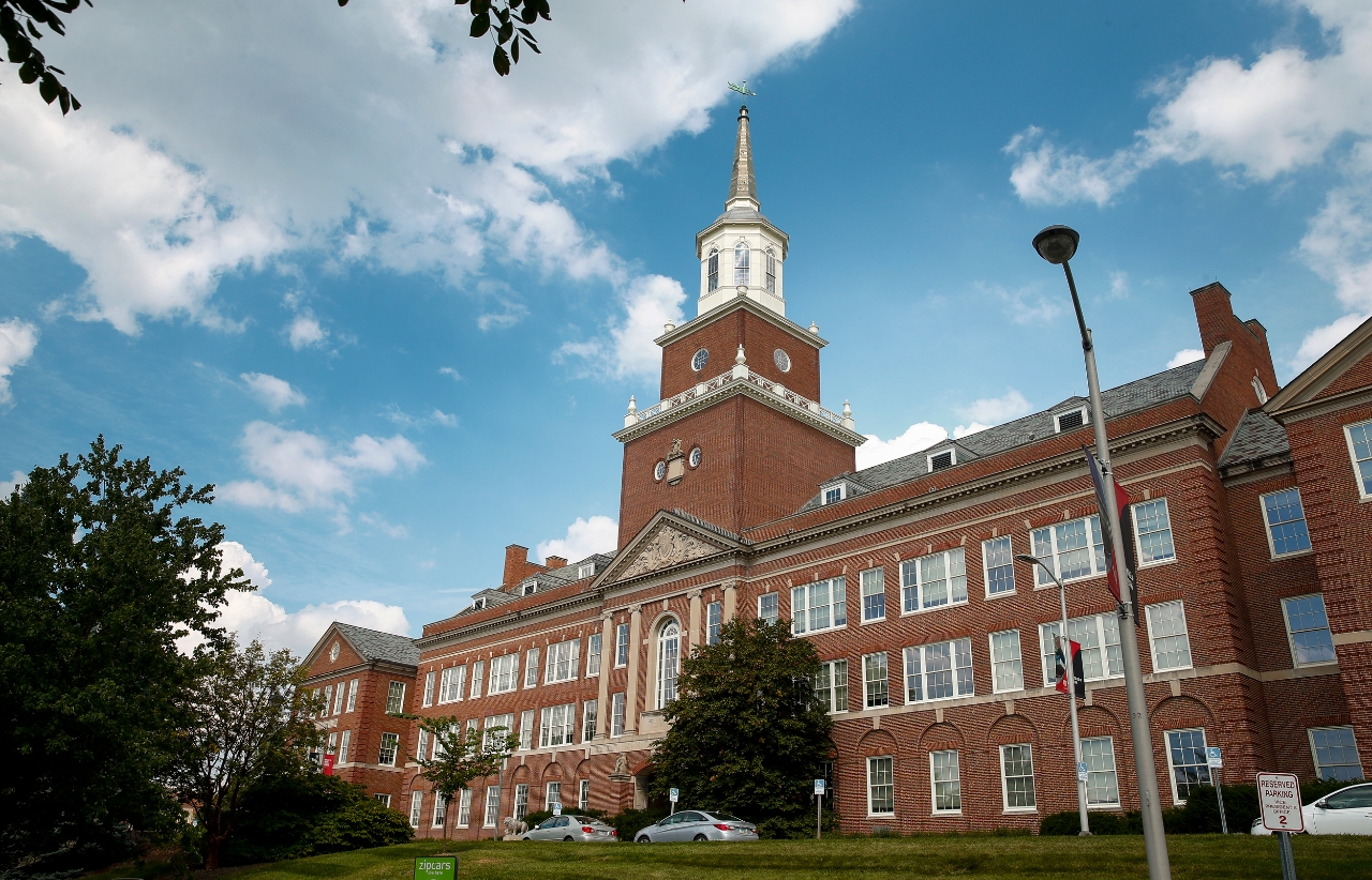 Education period of Robert Cummins in University of Cincinnati