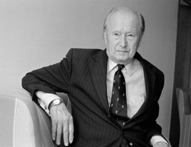 Gallery of Peter Carter-Ruck