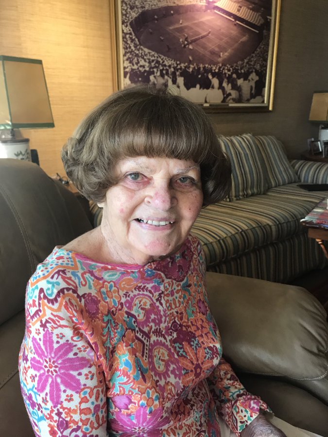 Mother: Colette Evert