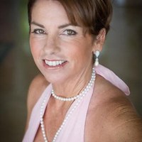 Sister: Jeanne Evert