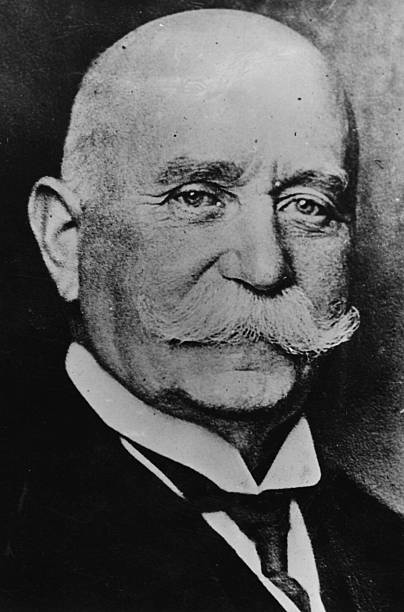 Gallery of Ferdinand von Zeppelin
