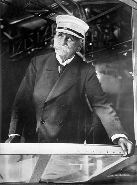 Gallery of Ferdinand von Zeppelin