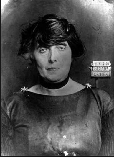 aunt: Héra Mirtel