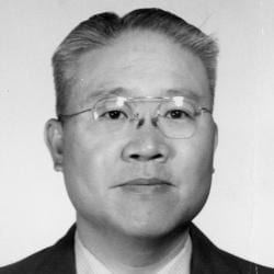 husband: Luke Chia-Liu Yuan