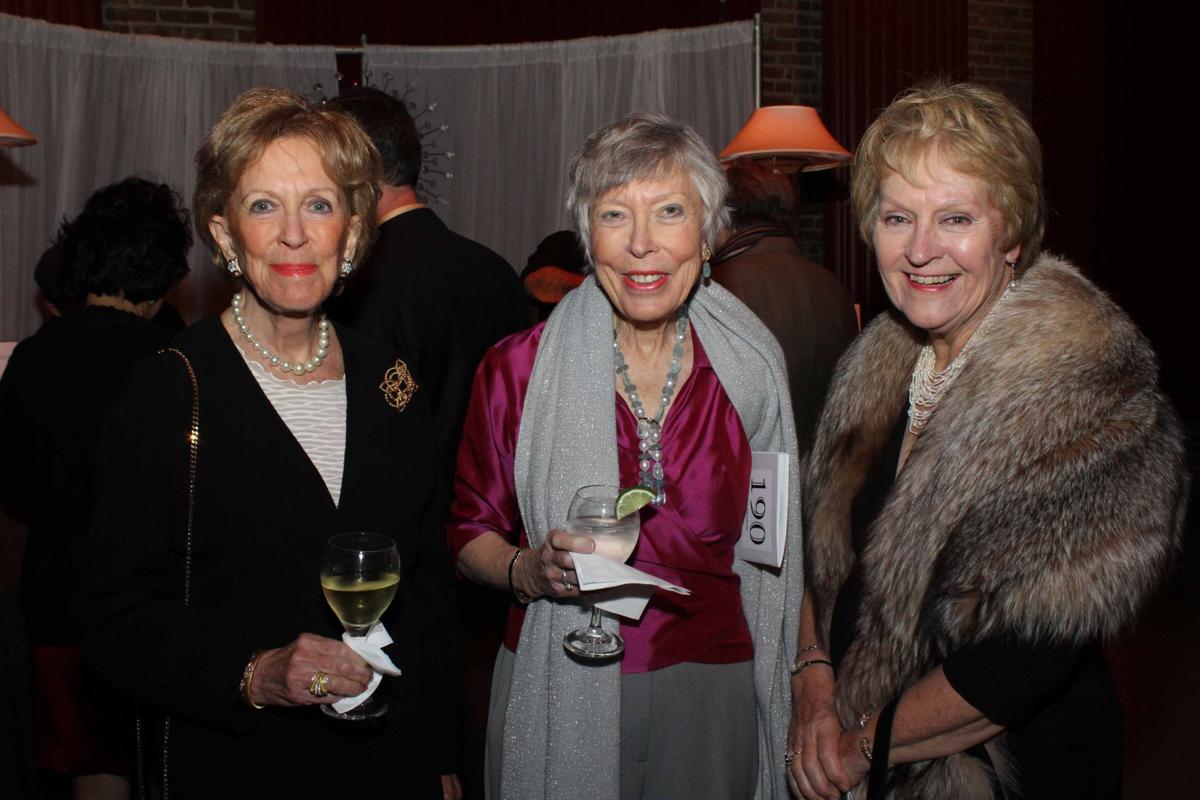 Sister: Elizabeth Rivers Lewine