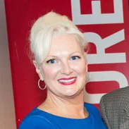 Sister: Valerie Smith