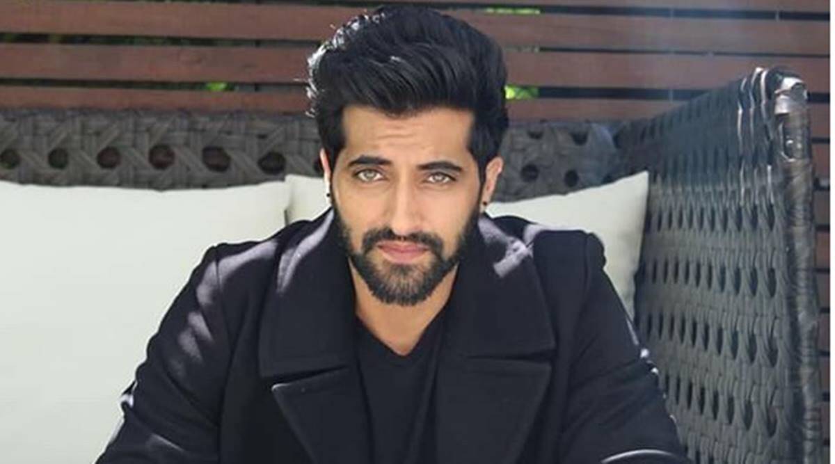 Friend: Akshay Oberoi