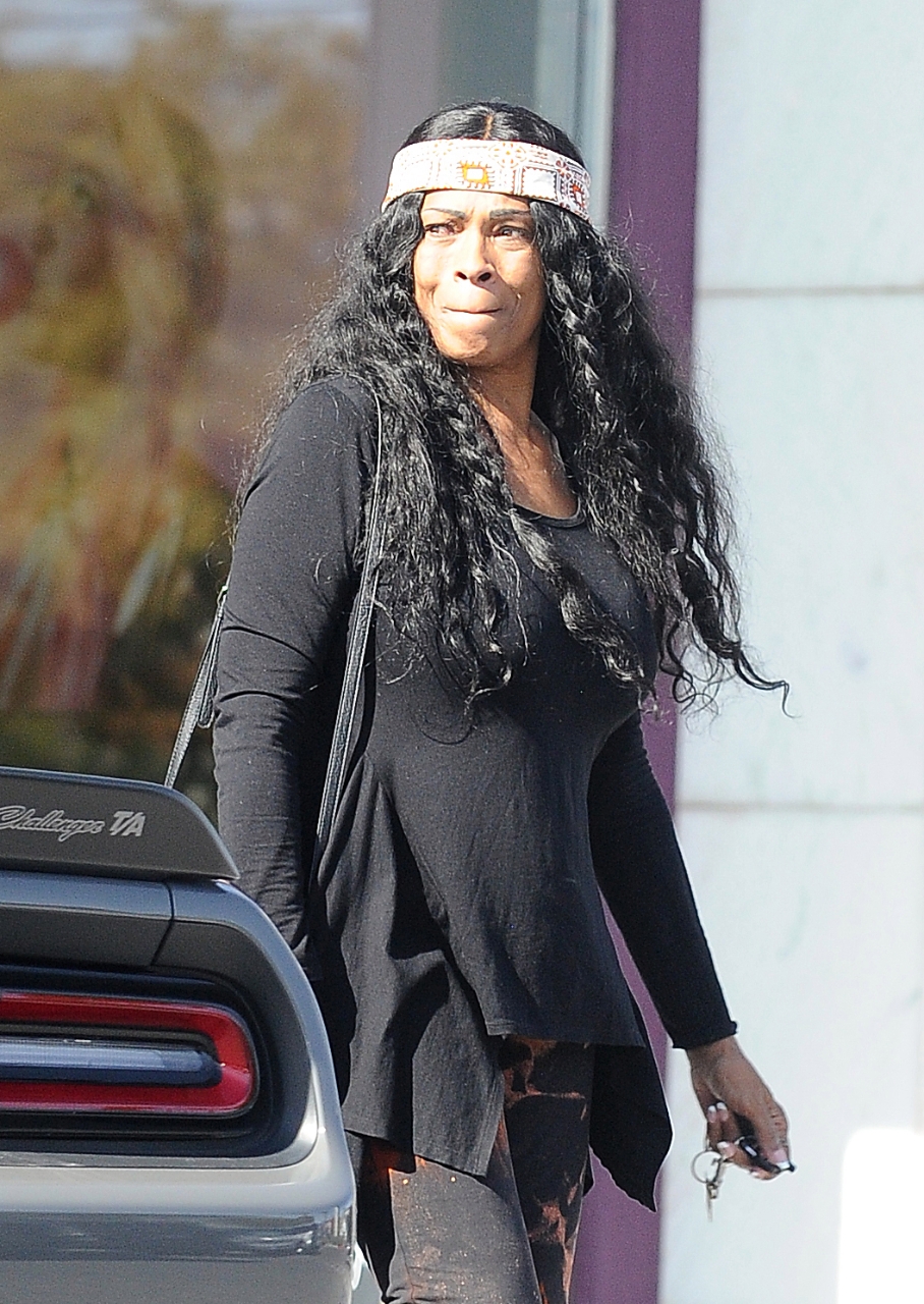 Mother: Pamela Cox Bryant
