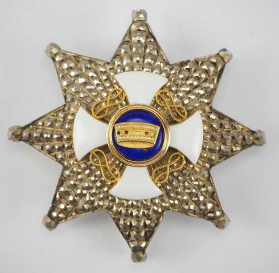 Order of the Crown of Italy‎
