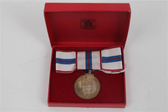 Queen Elizabeth II Silver Jubilee Medal