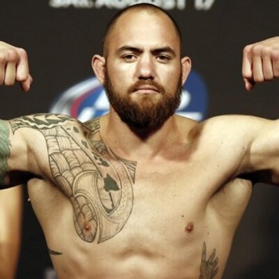 Spouse: Travis Browne