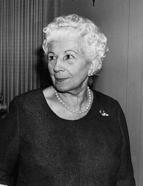 Mother: Hilda Fontes Hookham