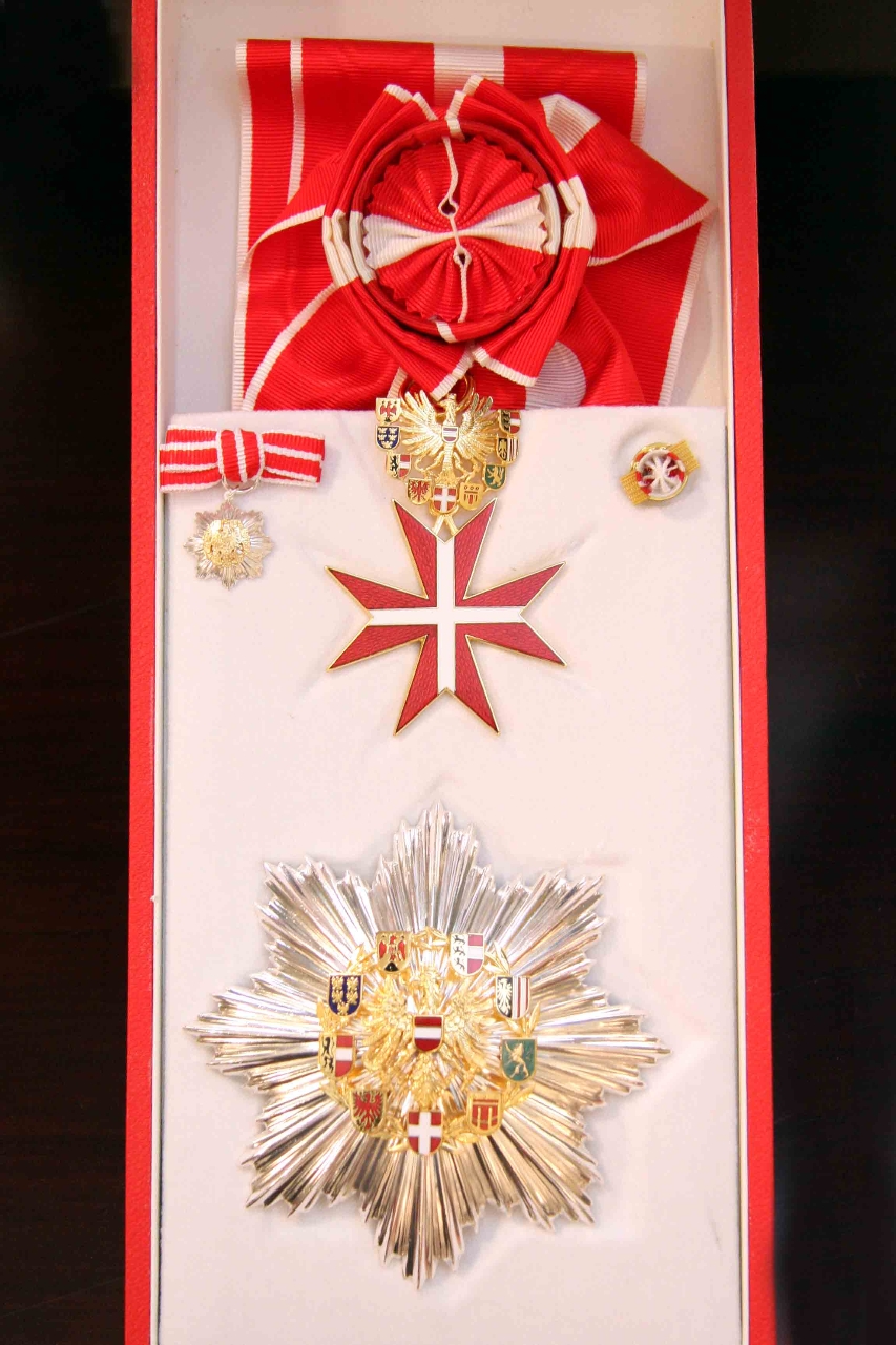 Grand Decoration of Honour in Silver with Star for Services to the Republic of Austria