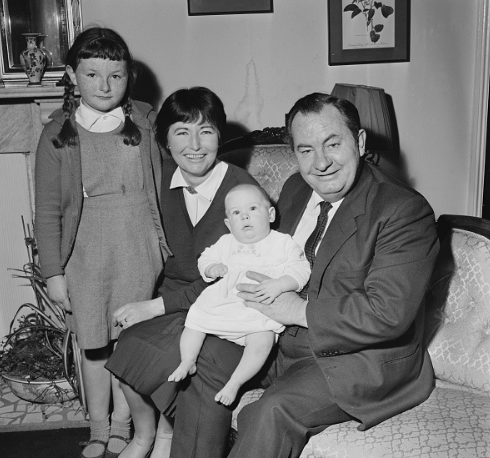 Wife: Jane Holland