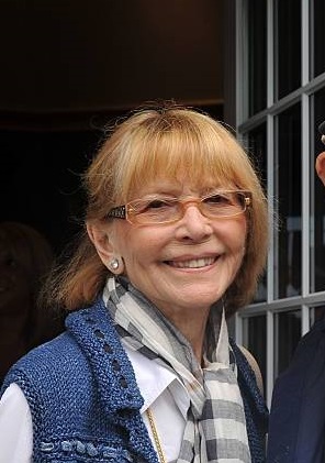 late spouse: Carmen Short